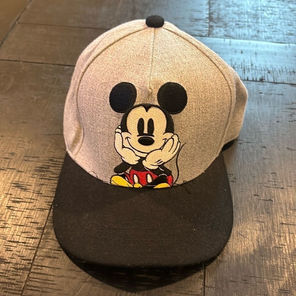 Mickey Mouse DISNEY BALL CAP Embroidered Gray Adjustable Size Baseball Hat​​​​​